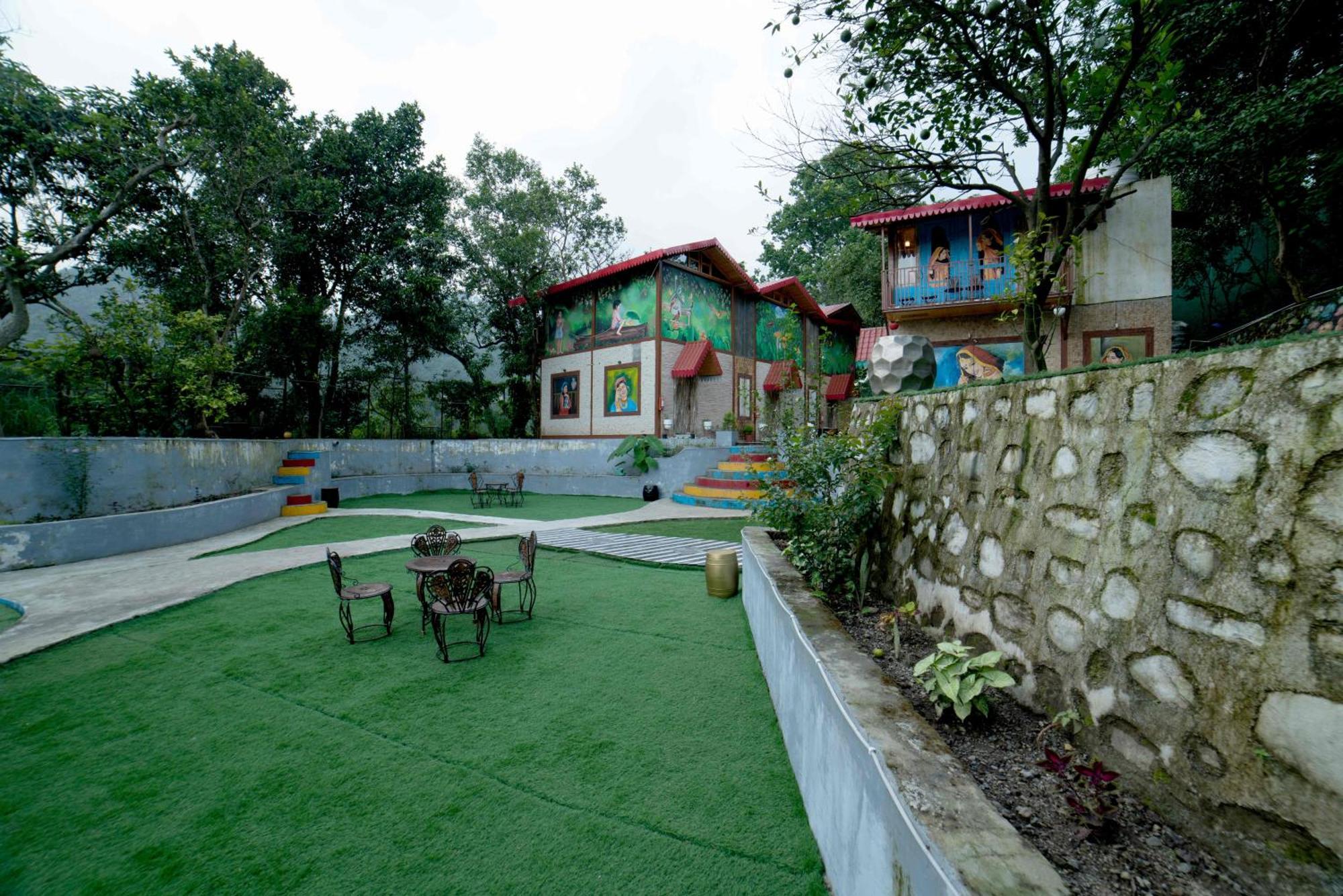 Mudras Grove Resort, Naini Tāl Exterior foto